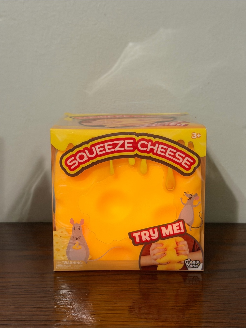 Brand New Sunny Days Jumbo Squeeze Cheese